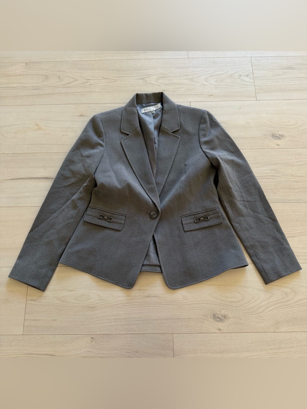Tahari Charcoal Gray Single-Button Tailored Blazer